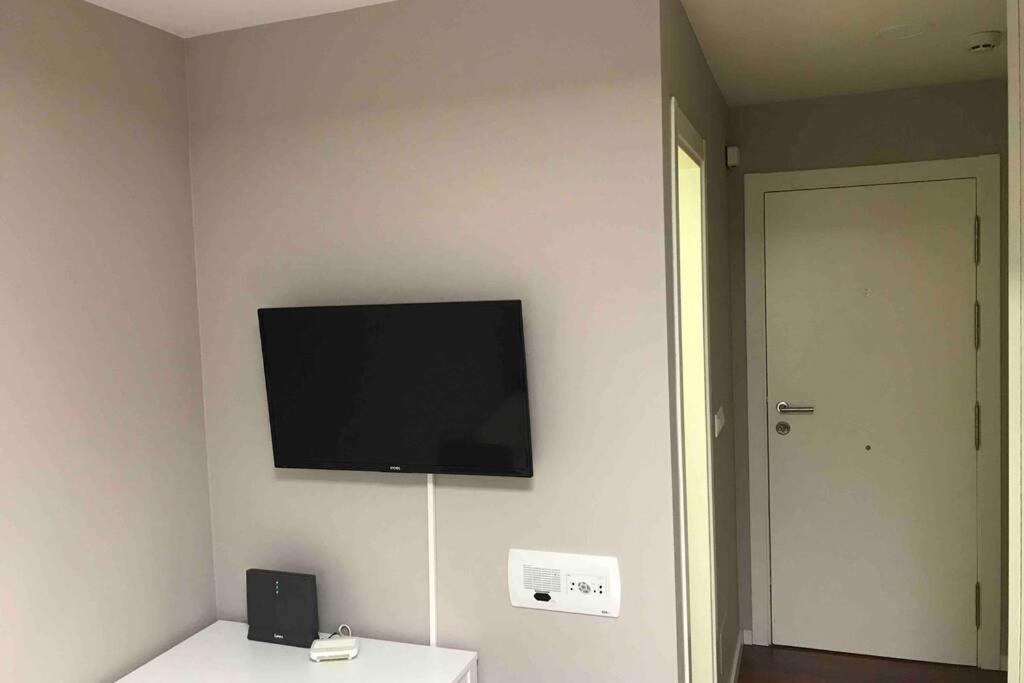 ア・コルーニャLoft Con Entrada Autonoma/Terraza/Wifi En Centroアパートメント エクステリア 写真
